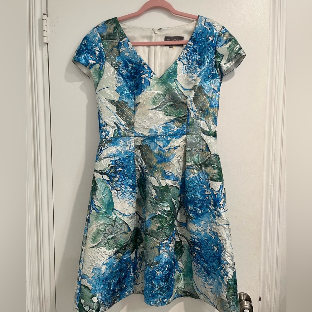 Theia Blue Metallic Cap Sleeve Fit‎ and Flare Dress Sz. 12 - Picture 5 of 11